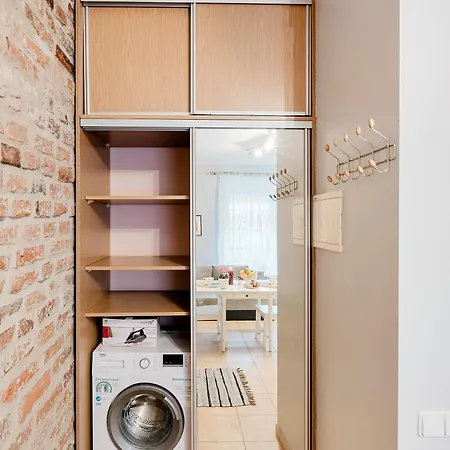 Editas Apartment *